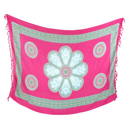 Rosa tygstycke med stort Mandala-tryck