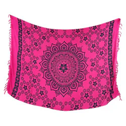 Sarong i rosa med mandalamotiv och fransad kant